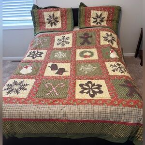 Home Classics Green Red Cream Christmas Patchwork Comforter 2 Pillow Cases F/Q